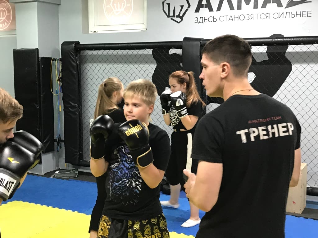Секция кикбоксинга для детей в Приморском районе - м. Комендантский